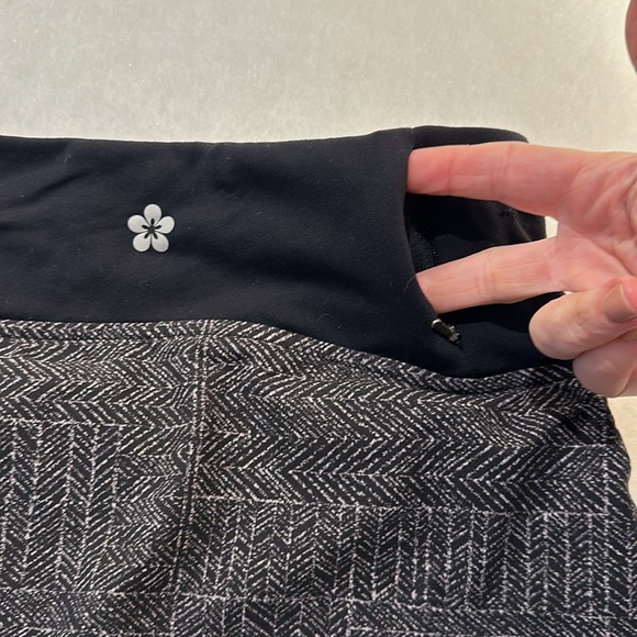 Skort Sporty Sz S Black - Picture 5 of 5